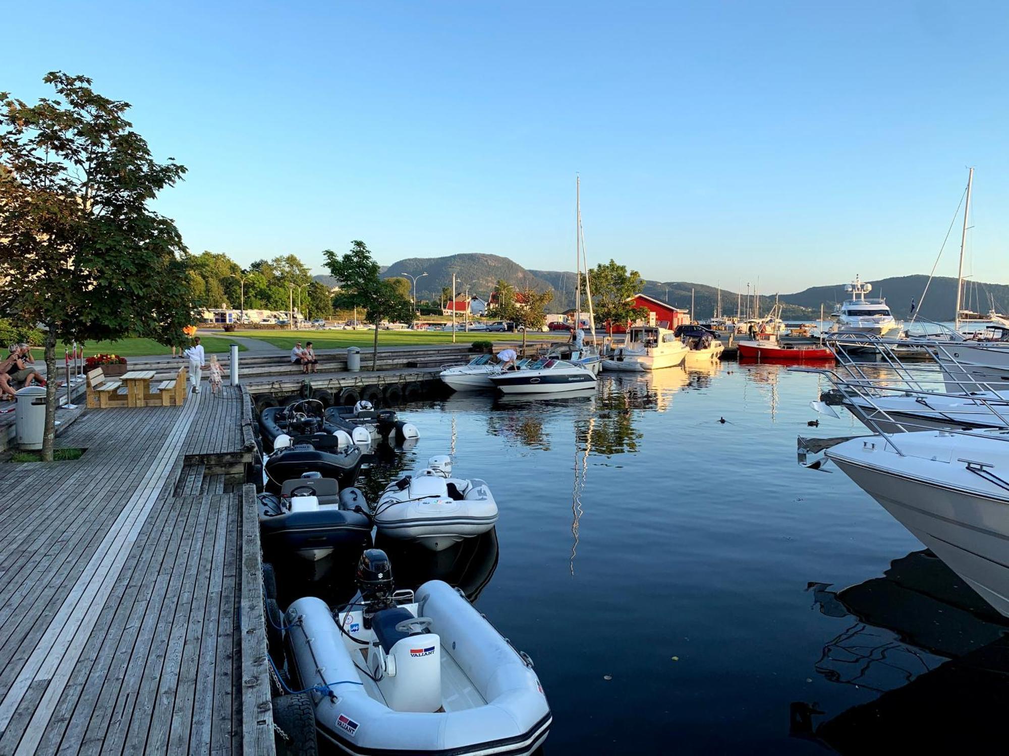 Charming House In The Harbour Of Jorpeland Lägenhet Exteriör bild