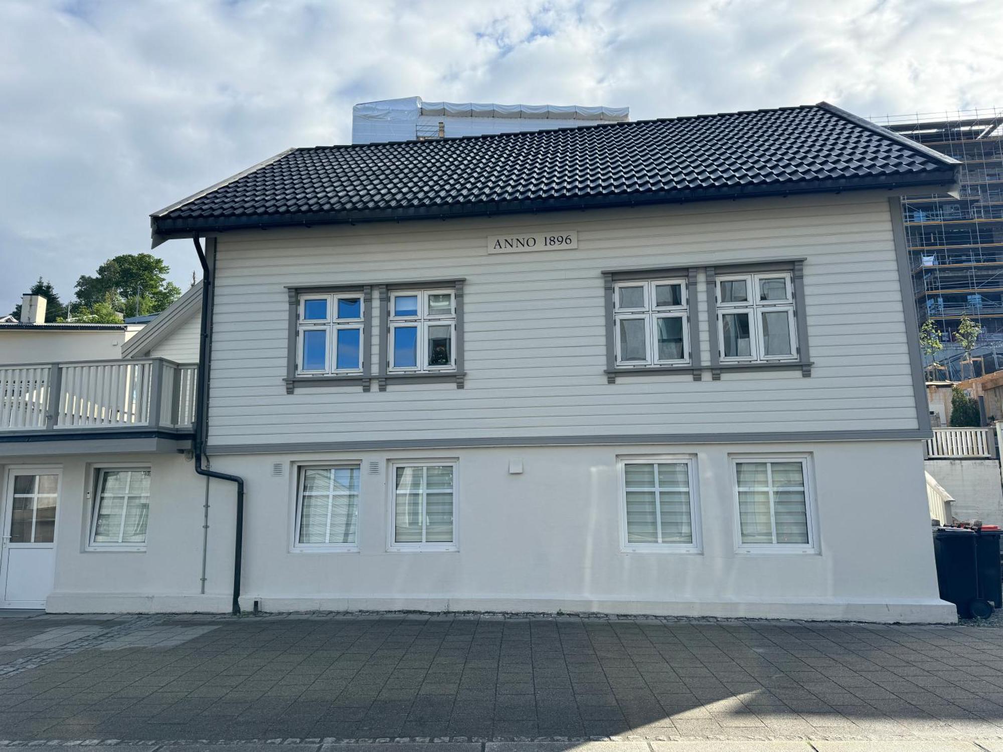 Charming House In The Harbour Of Jorpeland Lägenhet Exteriör bild